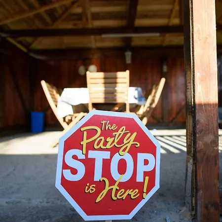 Odu Πανσιόν 4*